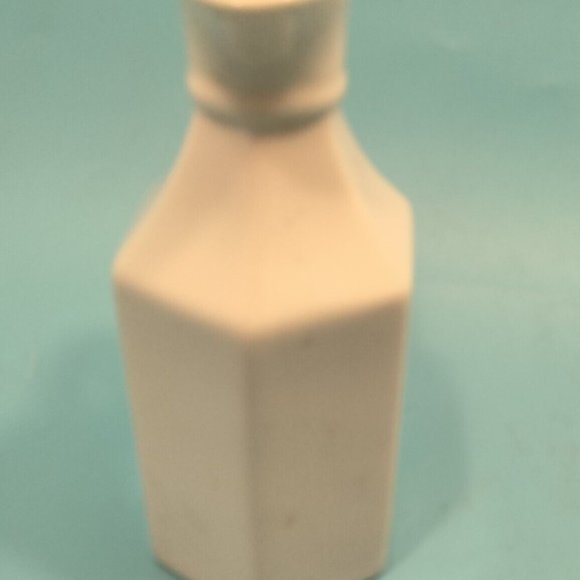 White Ceramic Cruet Vinegar Oil Vintage Pottery China Pourer Stopper Xcell - Picture 13 of 16